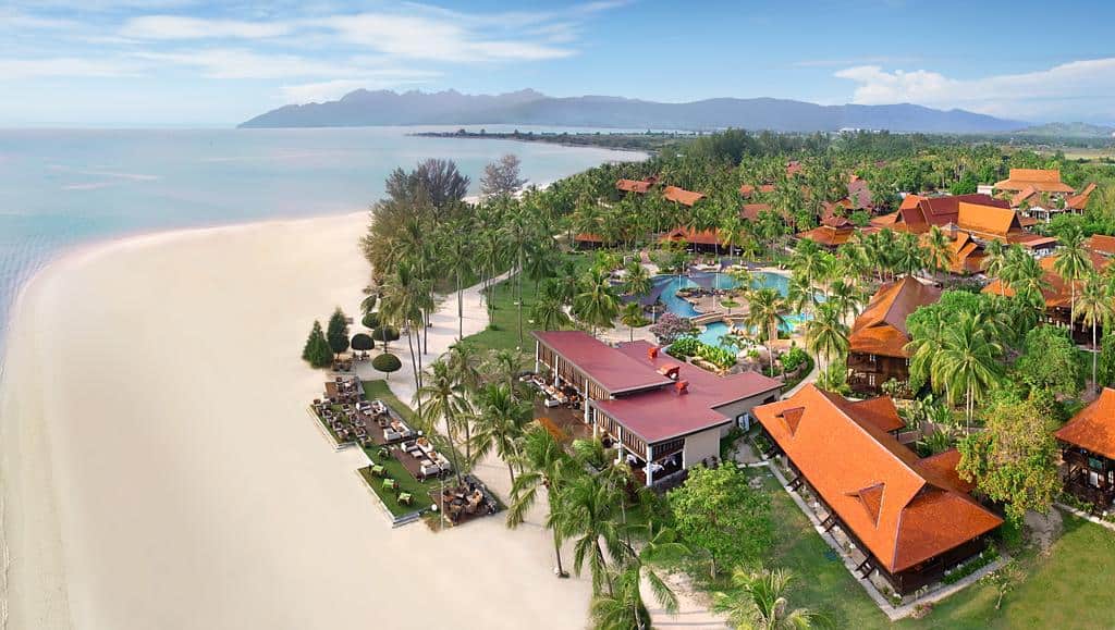 شاطئ سينانج لانكاوي - ماليزيا